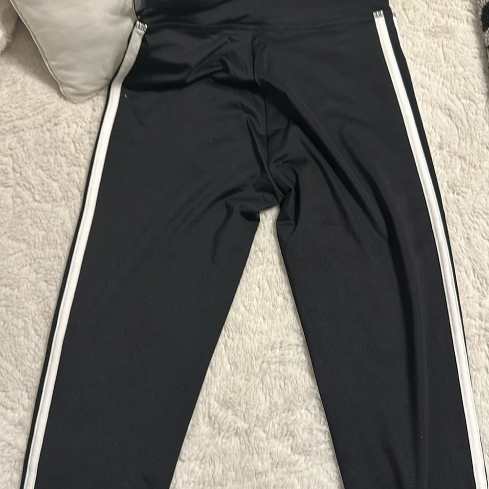 Girls Adidas pants - Picture 4 of 4